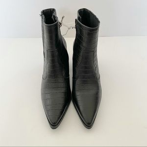 blondo que waterproof bootie